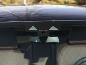 2020530Li xDrive M\(yn)b (x)(ji)^