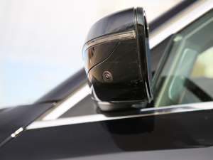 2020530Li xDrive M\b ^