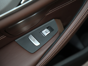 2020530Li xDrive M\b g