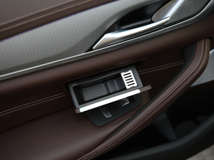 2020530Li xDrive M\b g