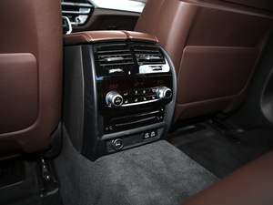 2020530Li xDrive M\b g