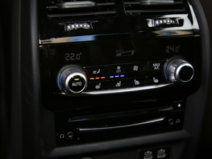 2020530Li xDrive M\b g