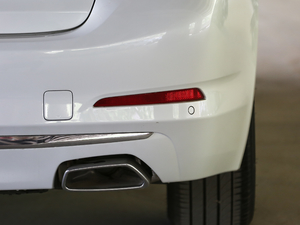 2020530Li xDrive Ab (x)(ji)^