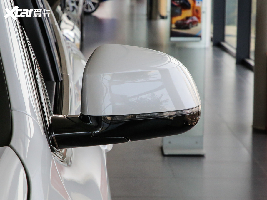 2020RX3 xDrive25i Ab