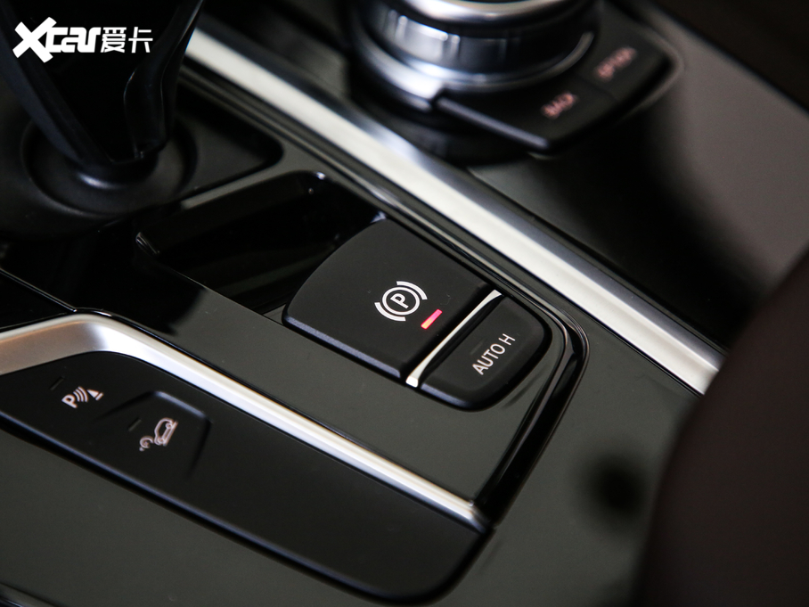 2020RX3 xDrive25i Ab