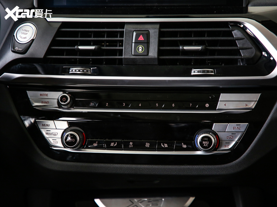 2020RX3 xDrive25i Ab