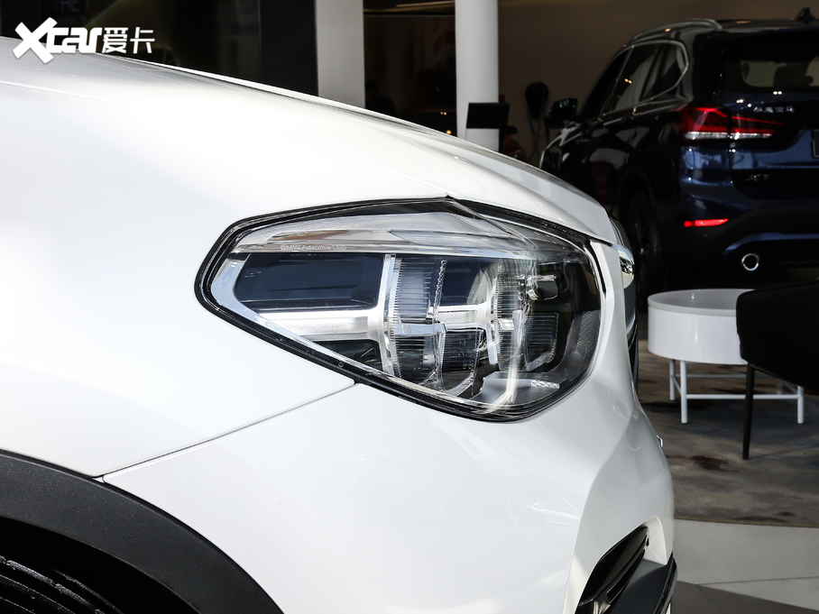 2020RX3 xDrive28i Ab