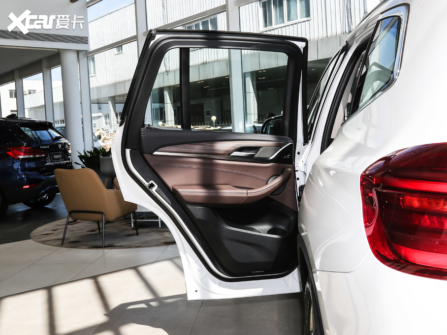 2020RX3 xDrive28i Ab