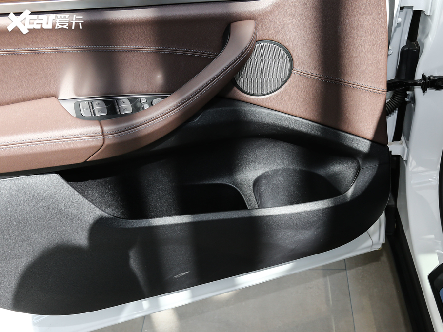 2020RX3 xDrive28i Ab