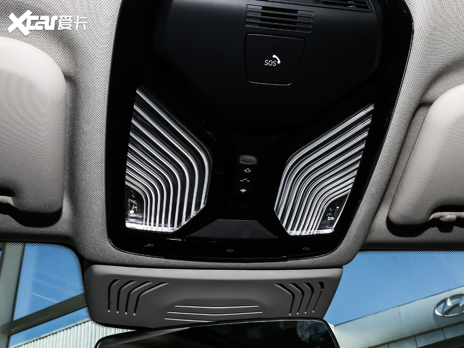 2020RX3 xDrive28i Ab