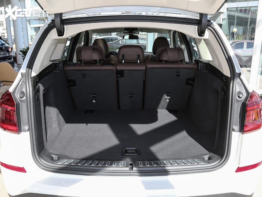 2020RX3 xDrive28i Ab