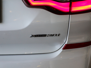 2020xDrive30i I(lng) M\b (ji)^