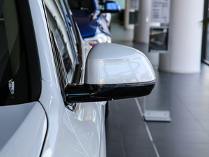 2020xDrive30i I M\b ҕR