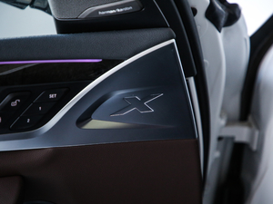 2020xDrive30i I M\b g