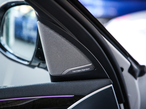 2020xDrive30i I M\b g