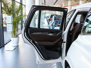 2020xDrive30i I M\b ܇T