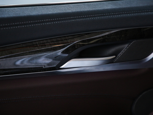 2020xDrive30i I M\b g