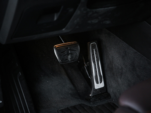 2020xDrive30i I M\b п؅^