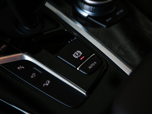 2020xDrive30i I M\b п؅^