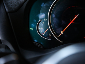 2020xDrive30i I M\b п؅^