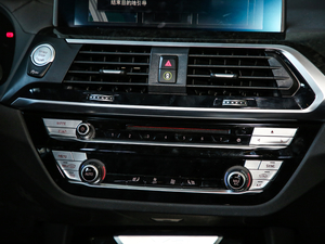 2020xDrive30i I M\b {