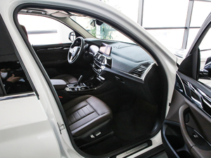 2020xDrive25i Ab п؅^