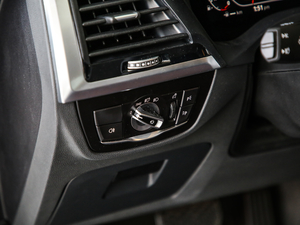 2020xDrive25i Ab п؅^