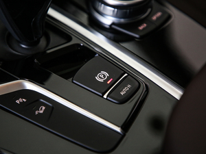 2020xDrive25i Ab v܇Ƅ