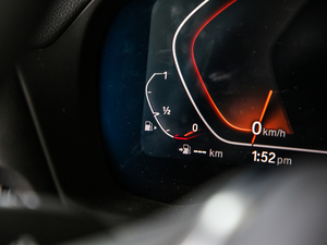 2020xDrive25i Ab п؅^