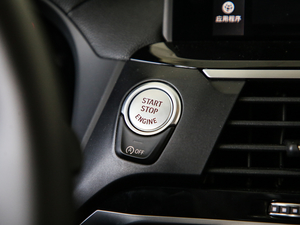 2020xDrive25i Ab п؅^