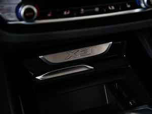 2020xDrive25i Ab п؅^