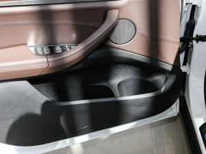 2020xDrive28i Ab ǰTg