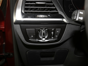 2020xDrive25i M\(yn)(dng)b п؅^(q)