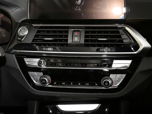 2020xDrive25i M\b п؅^