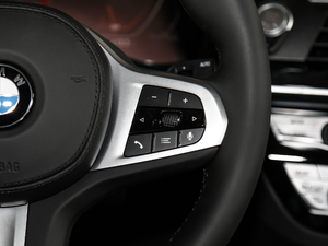 2020xDrive25i M\b п؅^