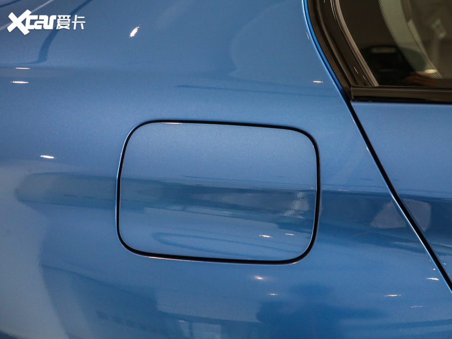 2020R1ϵ 120i M\b	