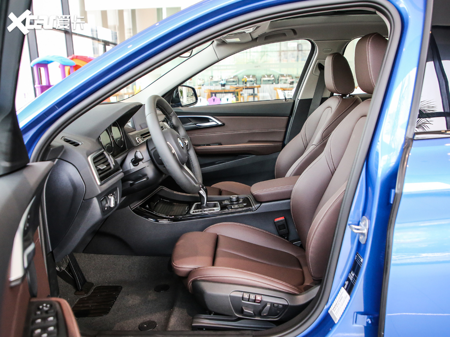 2020R1ϵ 120i M\(yn)(dng)b	