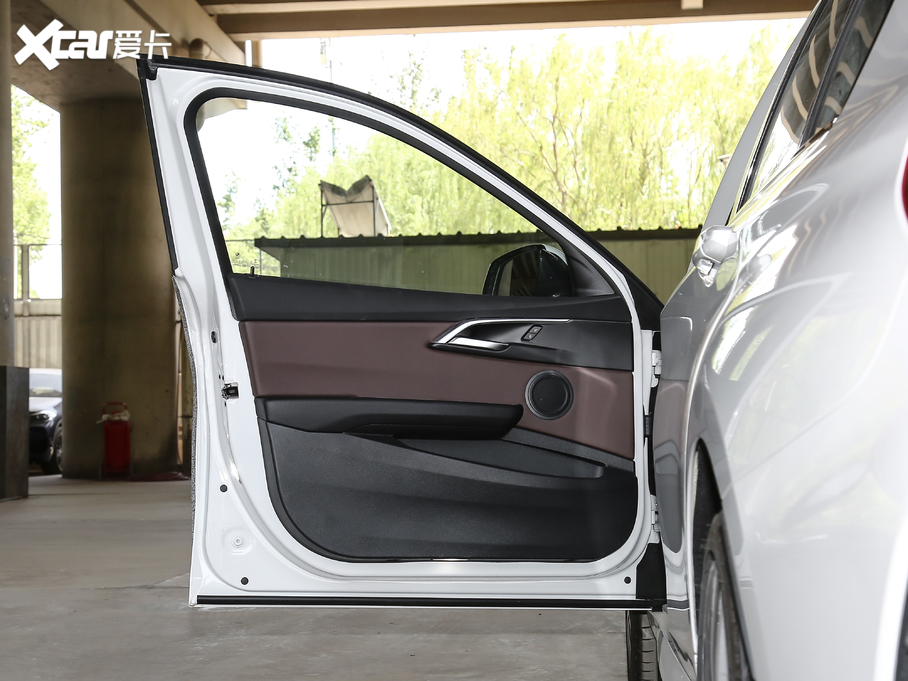 2020R1ϵ 125i IM\b