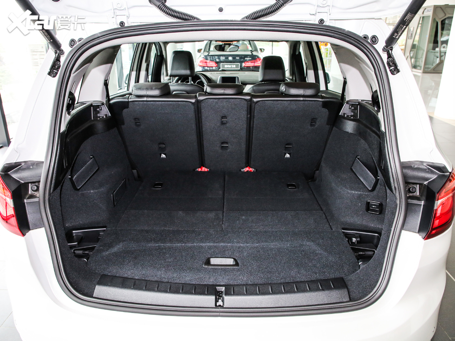 2019R2ϵ๦܇ 220i I