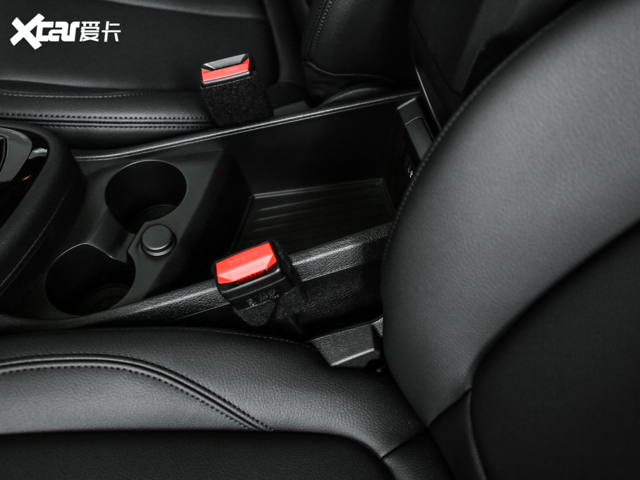 2019R2ϵ๦܇ 220i I