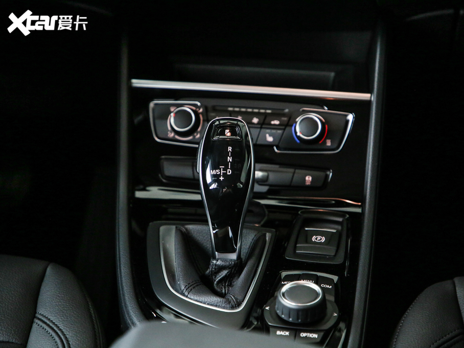 2019R2ϵ๦܇ 220i I