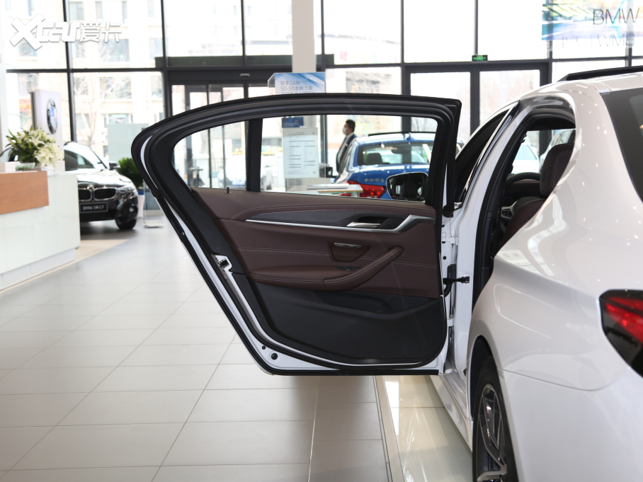 2021R5ϵԴ 535Le M\b