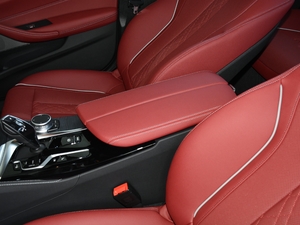 2021535Le M\(yn)(dng)b 