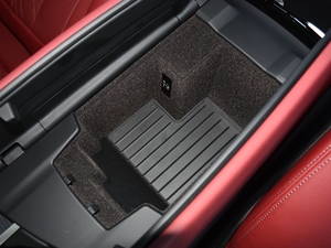 2021535Le M\(yn)(dng)b g