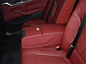 2021535Le M\(yn)(dng)b 