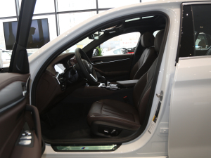 2021535Le M\(yn)(dng)b ǰſg