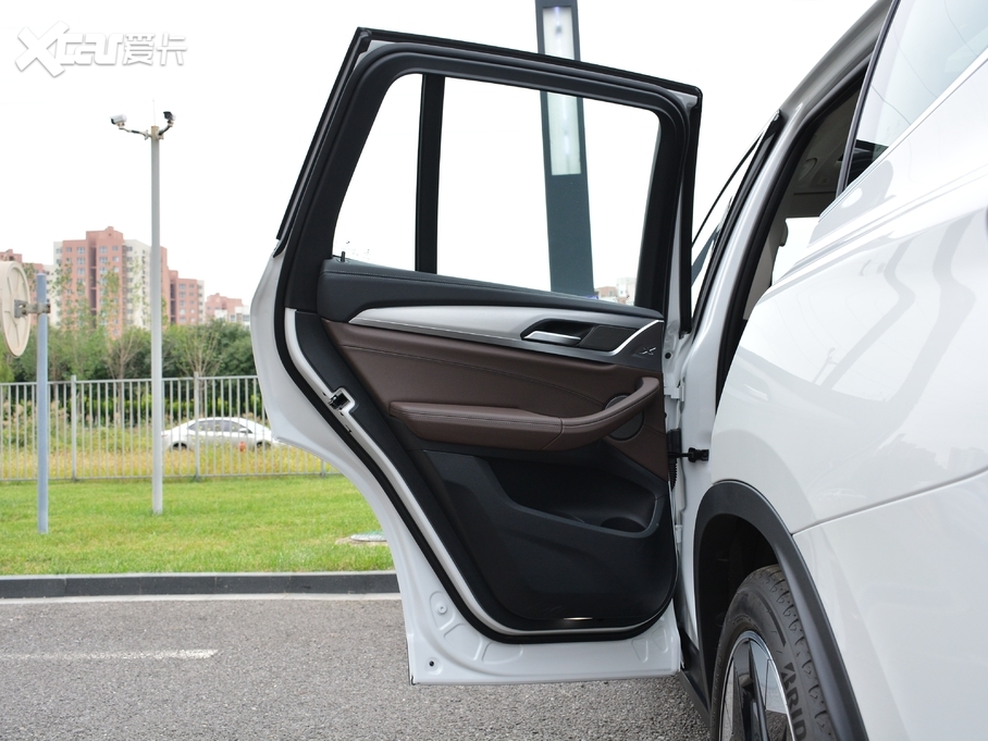 2021��RiX3 ���I��