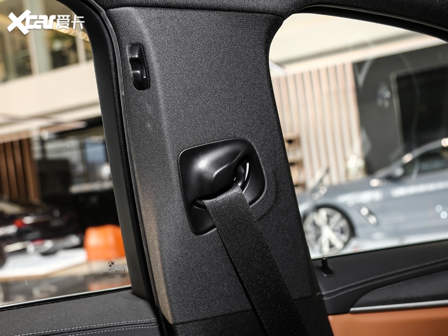 2021R5ϵ 530Li I M\b