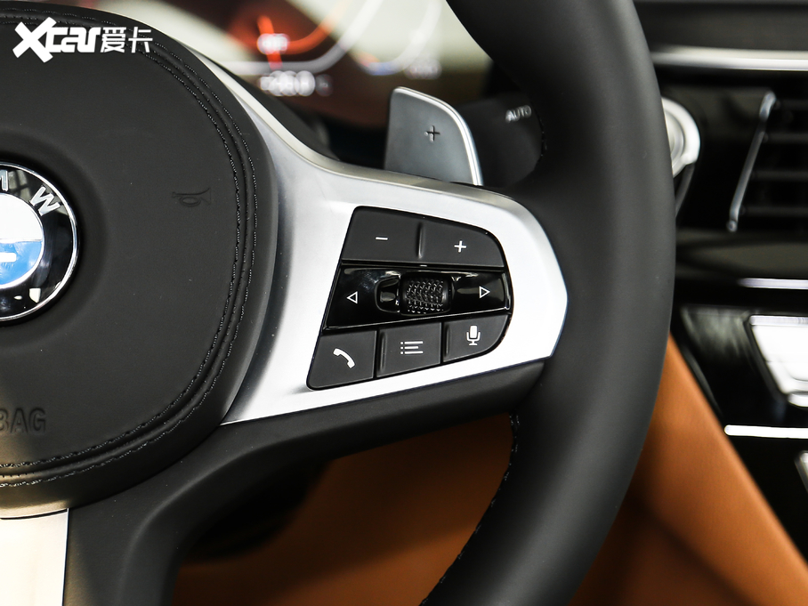 2021R5ϵ 530Li I(lng) M\(yn)(dng)b