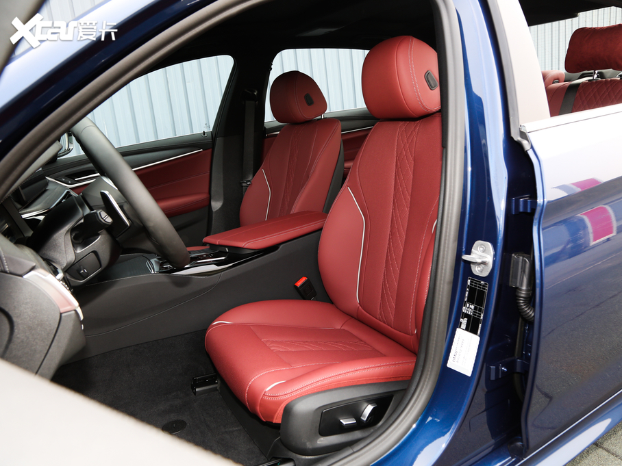 2021R5ϵ 530Li I M\b